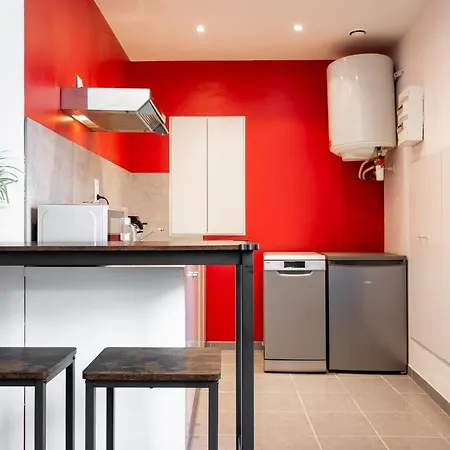 Le Petit Angoumoisin דירה אנגולם